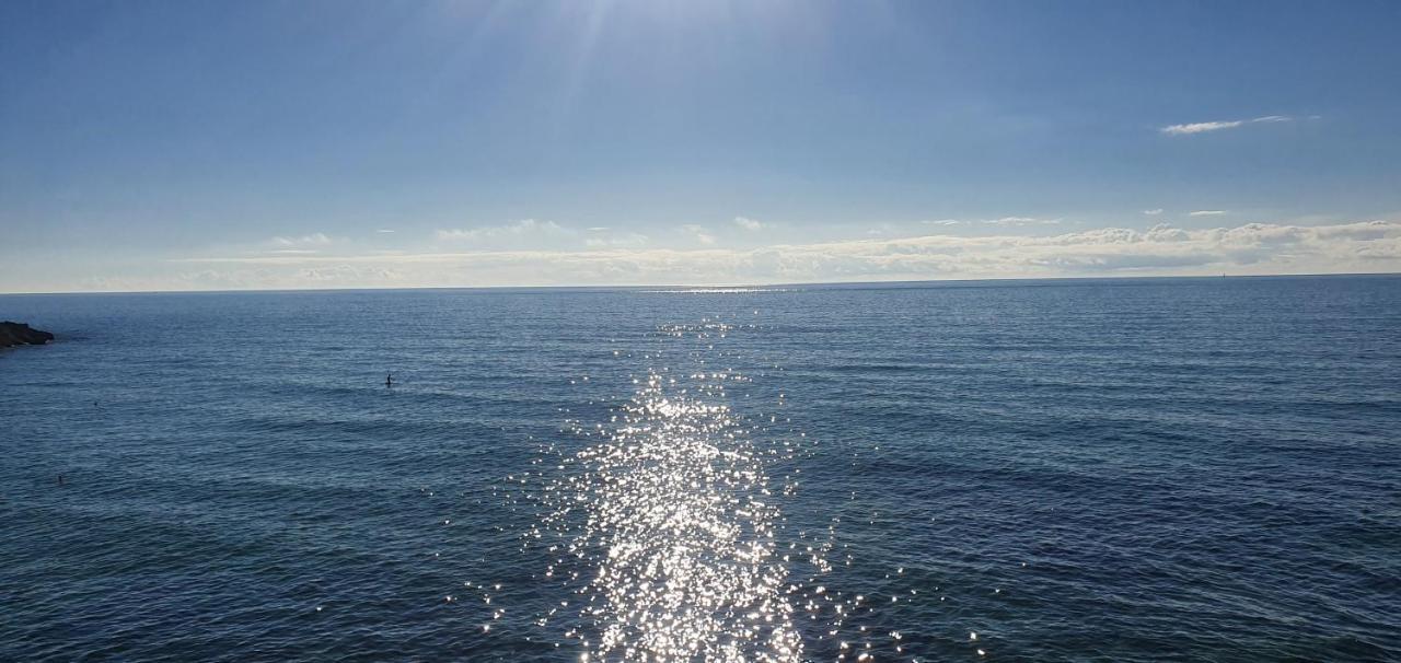 Chez Nous Otel Azenhas do Mar Dış mekan fotoğraf